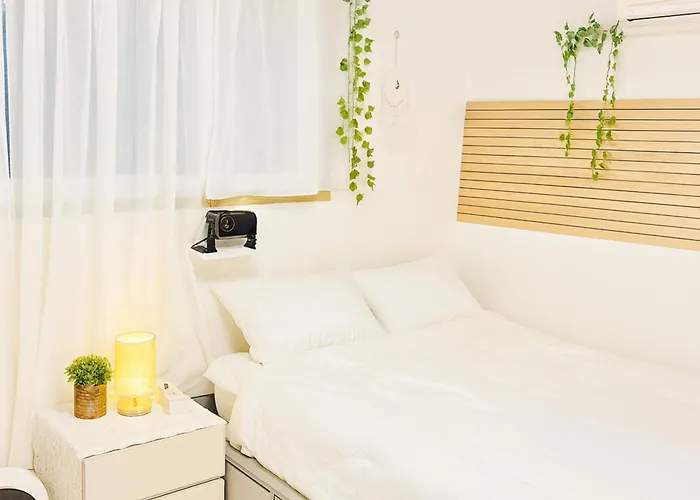 Hongdae&sinchon 10min! 3 Beds, Late Checkout, Bag Storage, Parking, Pet, Netflix, Cook Apartment