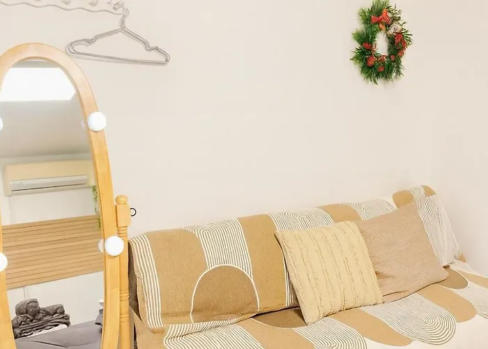 Hongdae&sinchon 10min! 3 Beds, Late Checkout, Bag Storage, Parking, Pet, Netflix, Cook Seoul
